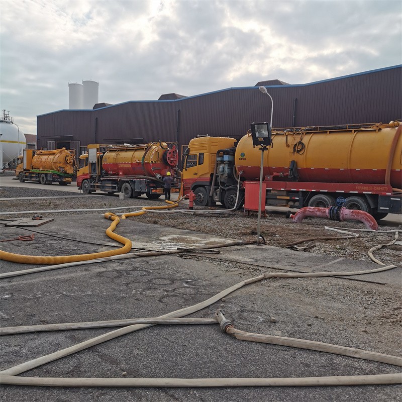 巴青污水池清理